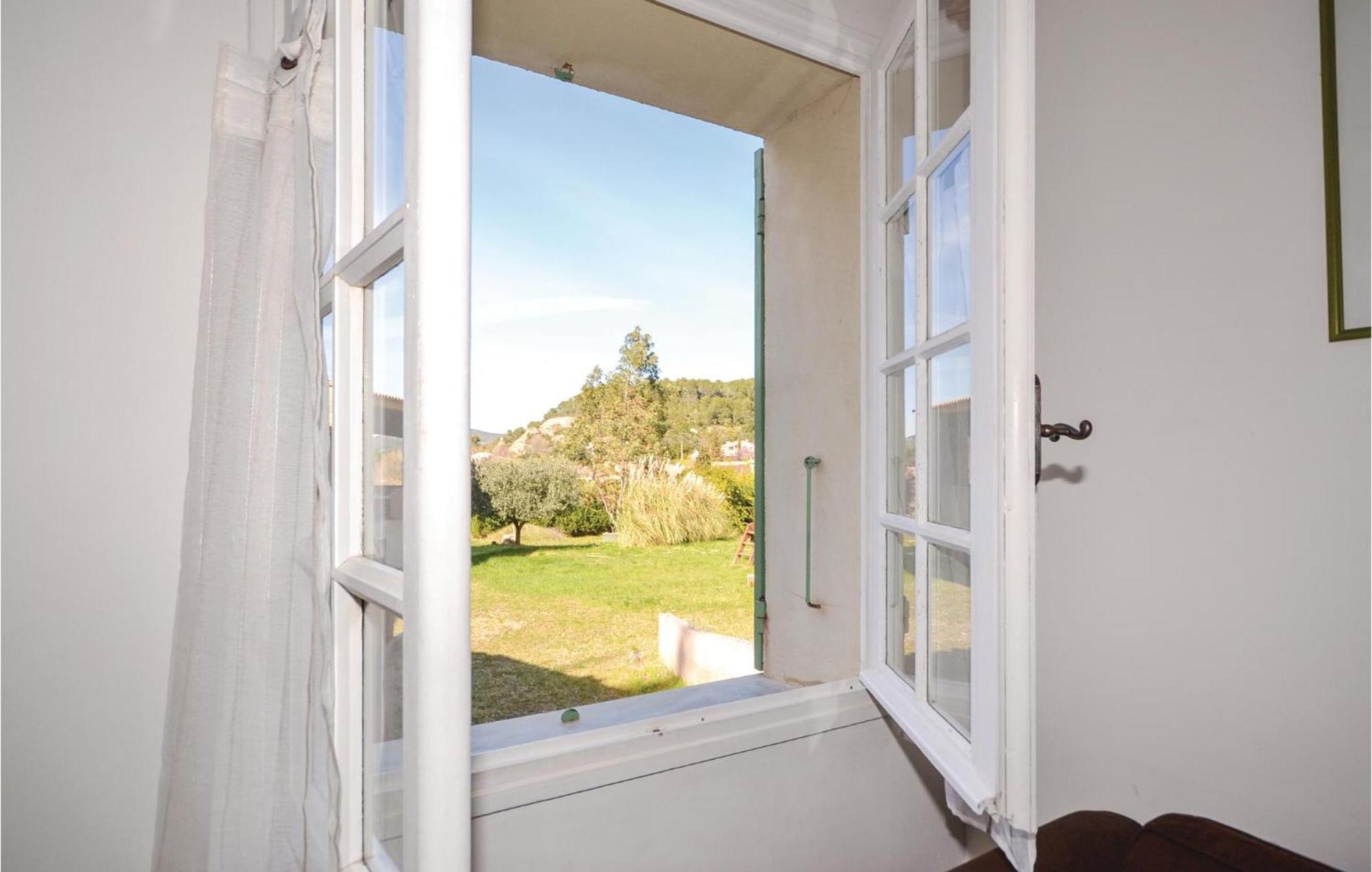 1 Bedroom Pet Friendly Home In Entrechaux Exterior foto